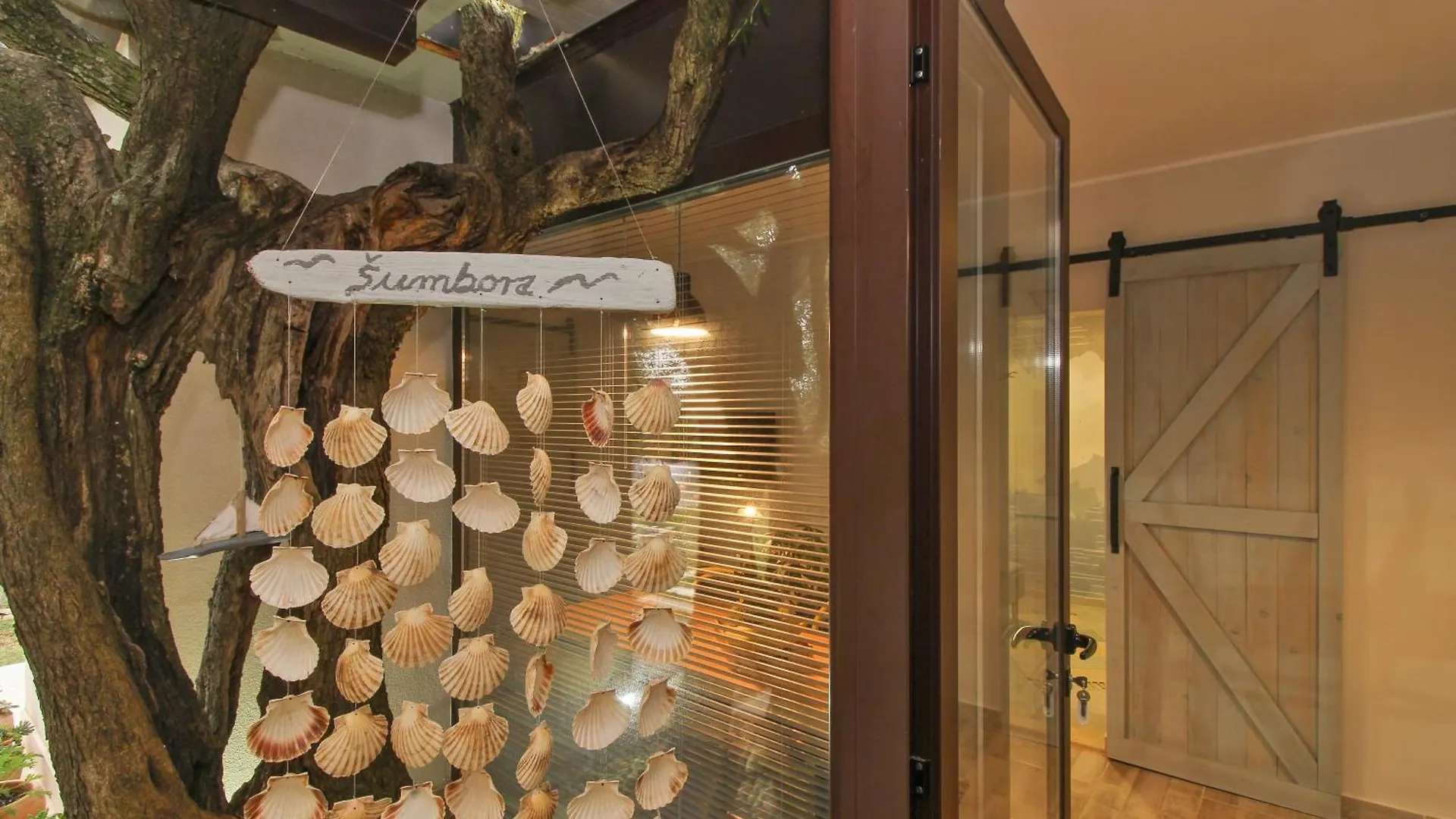 Studio Sumbora ペロイ